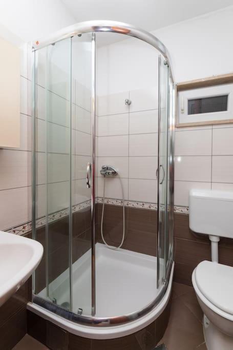 Bento Apartment - Best View On Town And Sea Pucisca Esterno foto